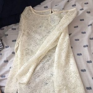 Long sleeve lace tee